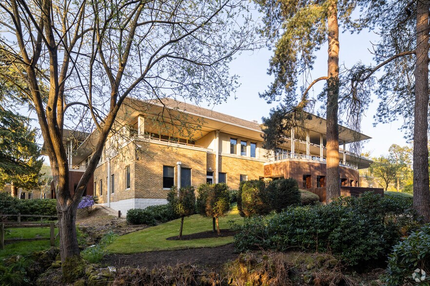 Framewood Rd, Slough for sale - Primary Photo - Image 1 of 1