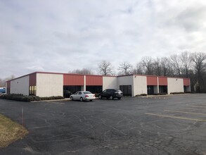 2416 Industrial Dr, Neenah, WI for rent Building Photo- Image 1 of 2