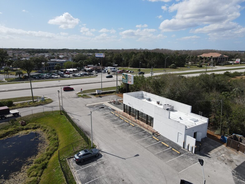 2037 E Irlo Bronson Memorial Hwy, Kissimmee, FL for rent - Building Photo - Image 2 of 14