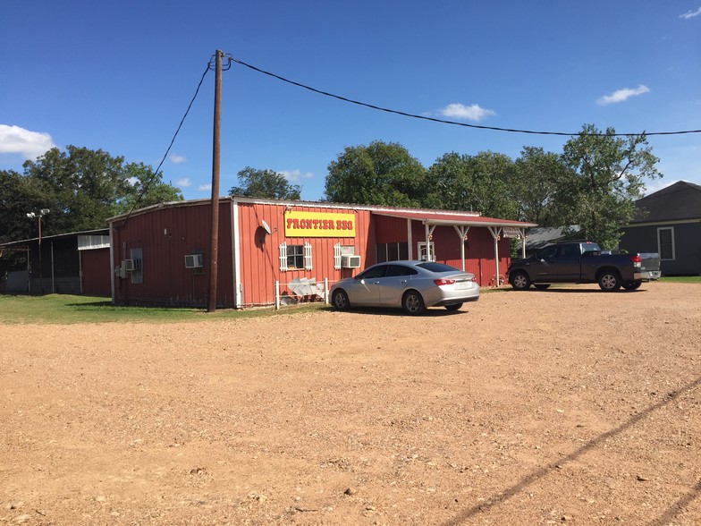 608 N East St, Edna, TX for sale - Other - Image 1 of 1