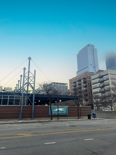 608 W Harrison St, Chicago, IL for sale - Primary Photo - Image 1 of 1