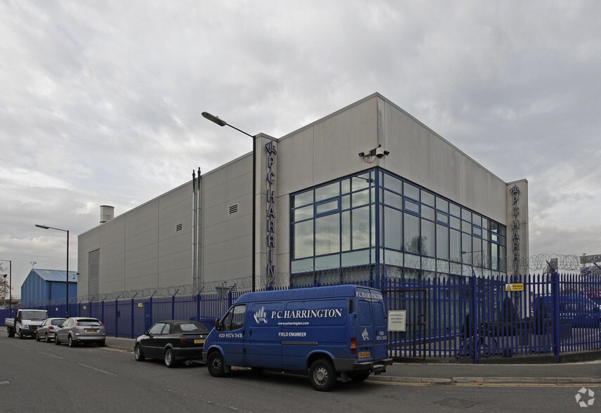 Collett Way, Southall for sale - Primary Photo - Image 1 of 3