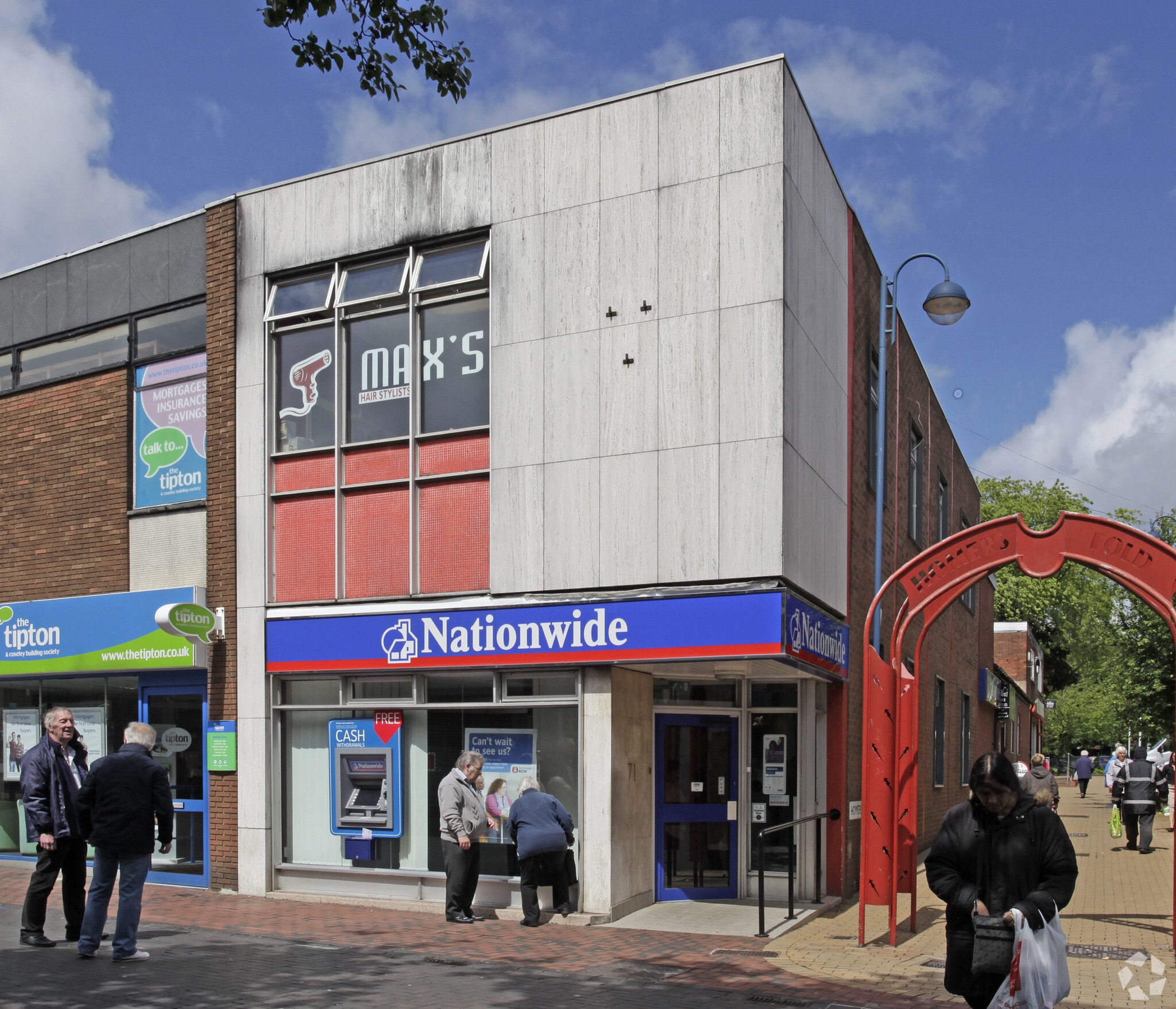 71 Church St, Bilston to rent Primary Photo- Image 1 of 3