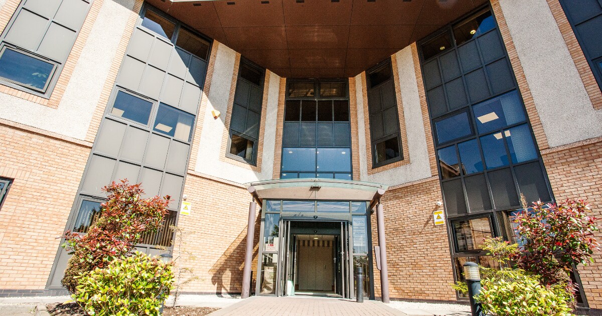 Beechwood Park, Inverness to rent Building Photo- Image 1 of 7