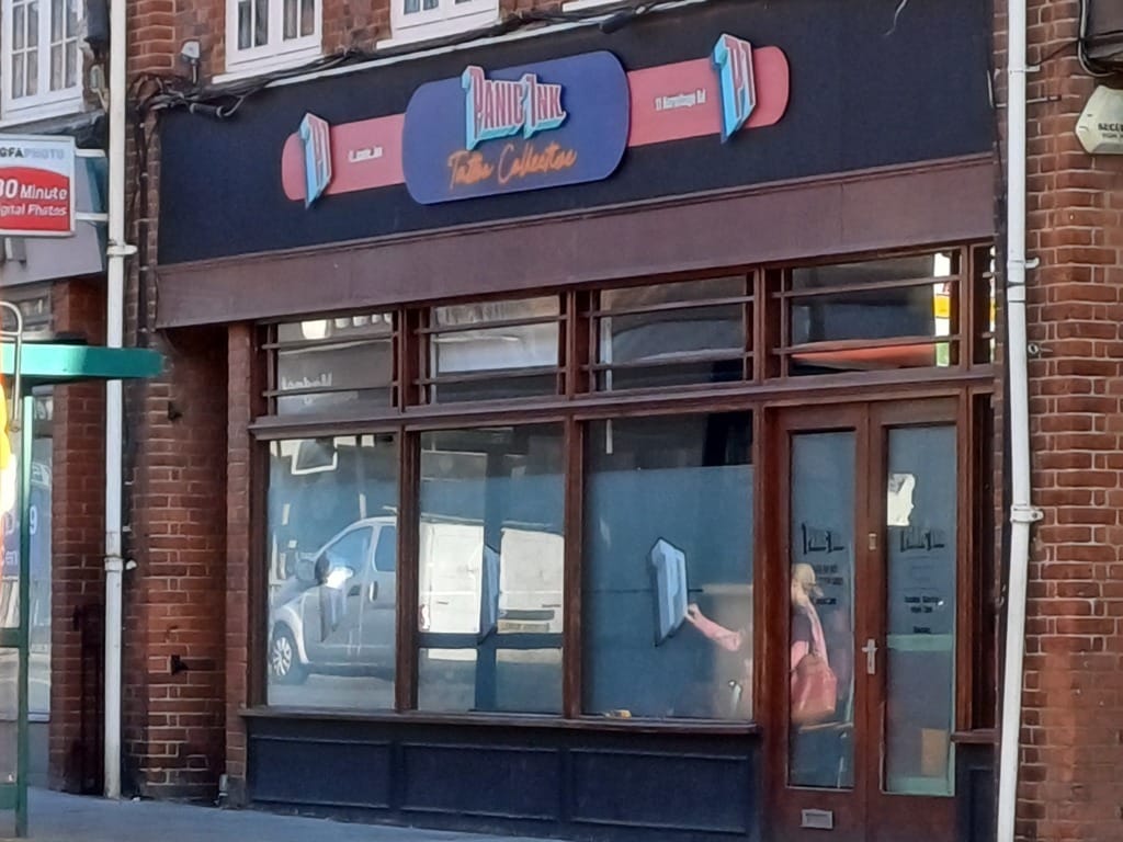 11 Hermitage Rd, Hitchin to rent Building Photo- Image 1 of 2