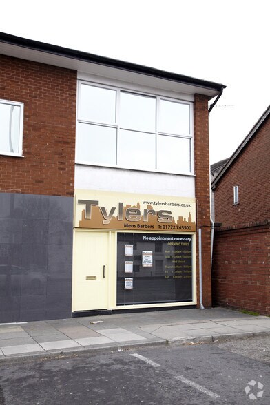 38A Liverpool Rd, Penwortham for sale - Primary Photo - Image 1 of 1