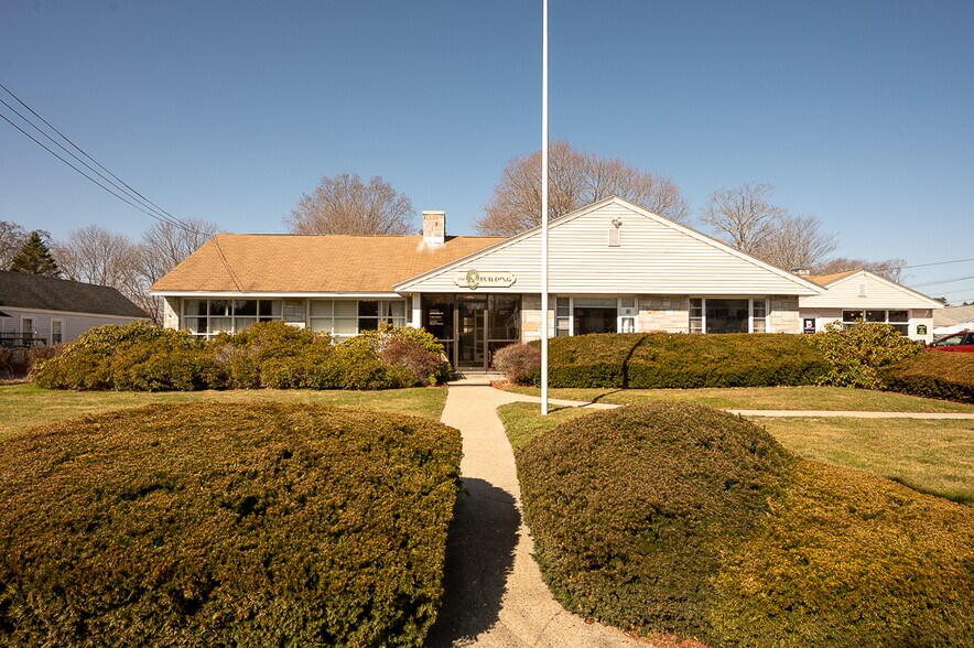 245 Main St, Oxford, MA for rent - Primary Photo - Image 1 of 70