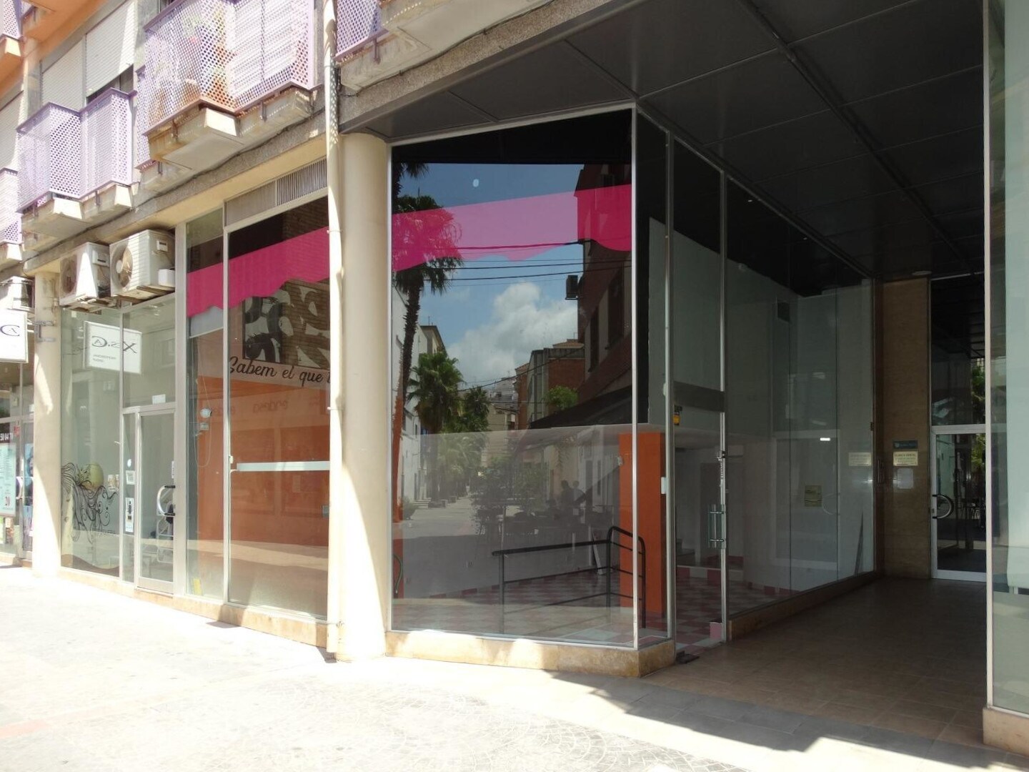 Retail in Amposta, Tarragona to rent Interior Photo- Image 1 of 7