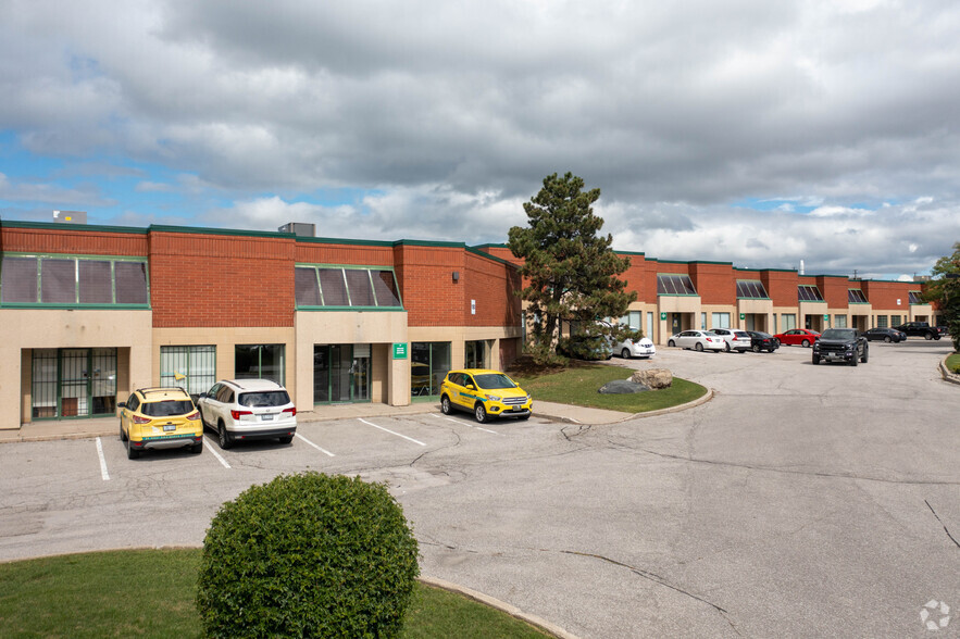 180 Trowers Rd, Vaughan, ON for rent - Building Photo - Image 2 of 6