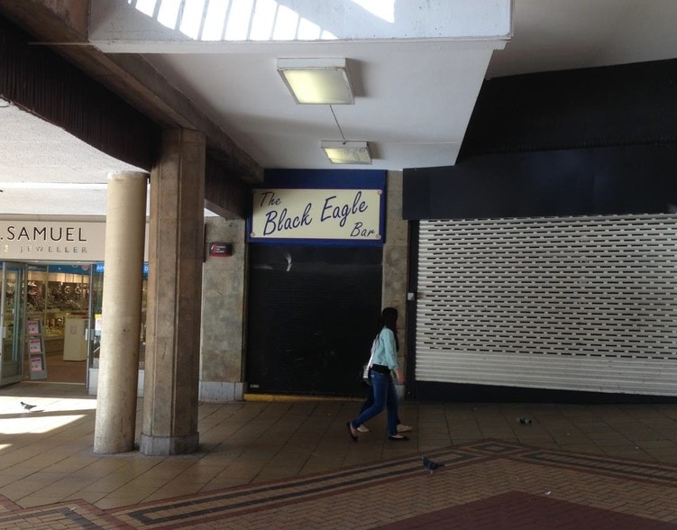 66 Broadgate, Coventry to rent - Primary Photo - Image 1 of 1