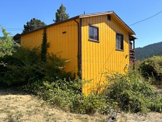 More details for 12972 Avenue of the Giants St, Myers Flat, CA - Light Industrial for Sale