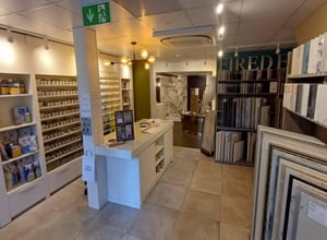 27-28 Burgate, Canterbury to rent Interior Photo- Image 1 of 2