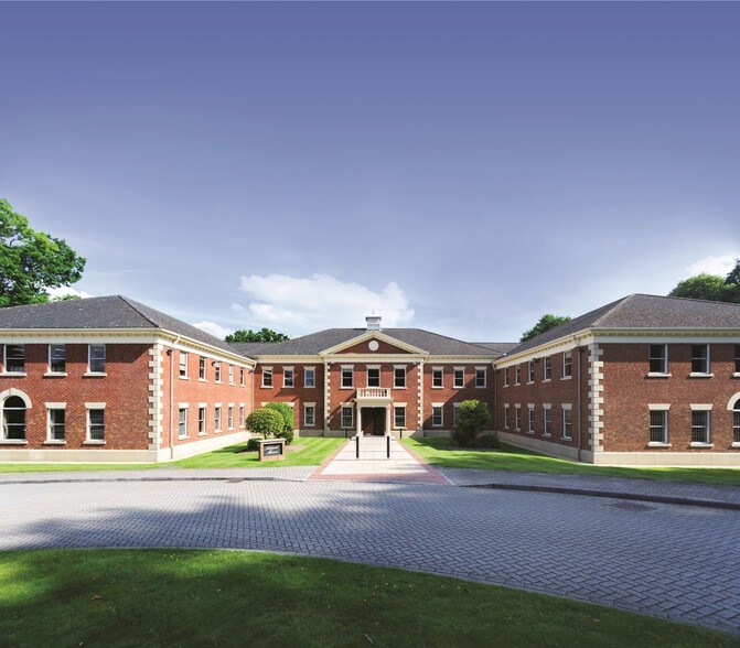 Church Ln, Ascot for sale - Primary Photo - Image 1 of 1