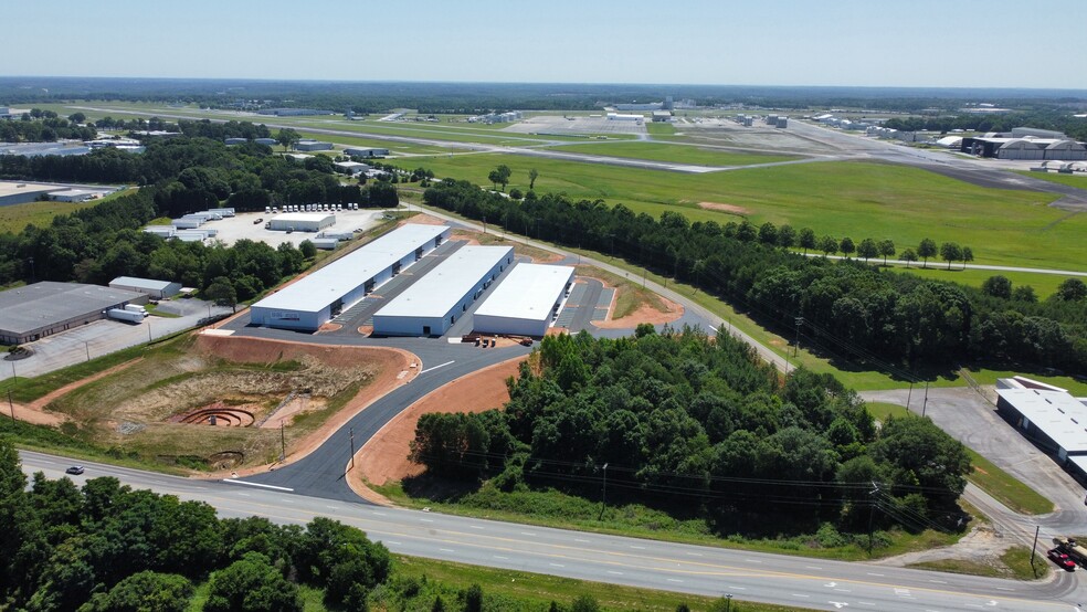 Augusta Rd & Donaldson Rd, Greenville, SC for rent - Building Photo - Image 1 of 20