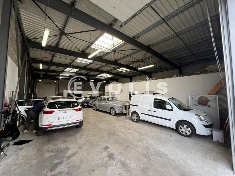 Rue Louis Braille, Bourgoin-Jallieu to rent - Interior Photo - Image 3 of 16
