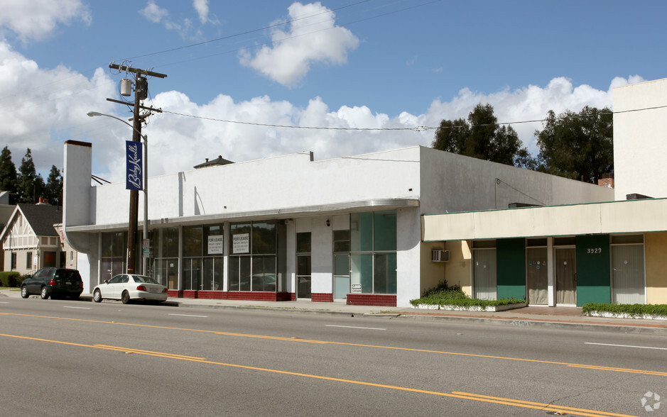 3923-3925 Long Beach Blvd, Long Beach, CA for rent - Building Photo - Image 3 of 5