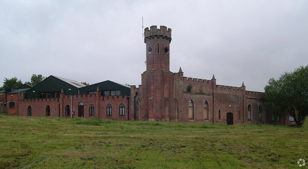 Eridge Green, Eridge Green for sale - Building Photo - Image 1 of 1