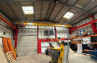 Rhymney River Bridge Rd, Cardiff to rent Interior Photo- Image 2 of 2