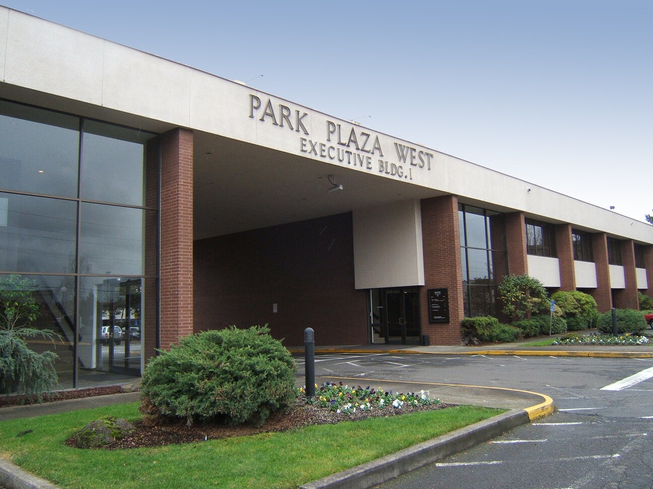 10700 SW Beaverton Hillsdale Hwy, Beaverton, OR to rent Building Photo- Image 1 of 7