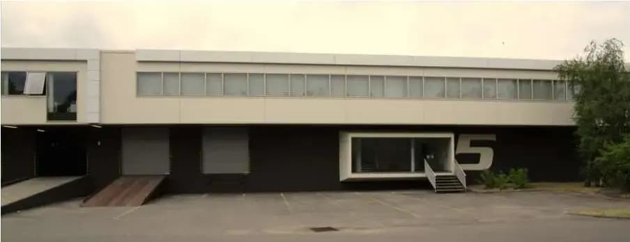 Industrial in Saint-Ouen-l'Aumône to rent Building Photo- Image 1 of 3