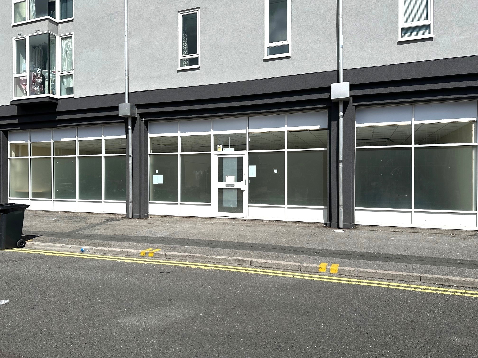 Sanford St, Swindon to rent Building Photo- Image 1 of 4