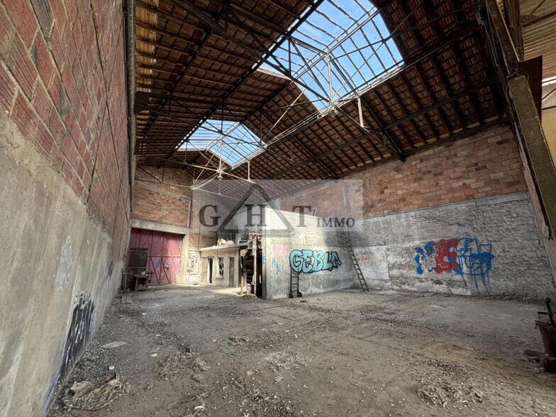 Industrial in Saint-Maur-des-Fossés to rent - Interior Photo - Image 1 of 8