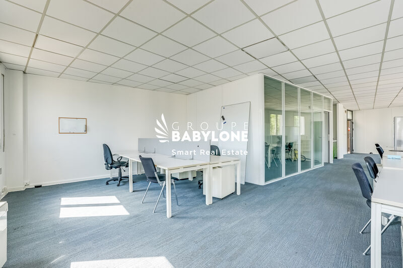 100 Avenue De La Marne, Montrouge to rent - Interior Photo - Image 1 of 14