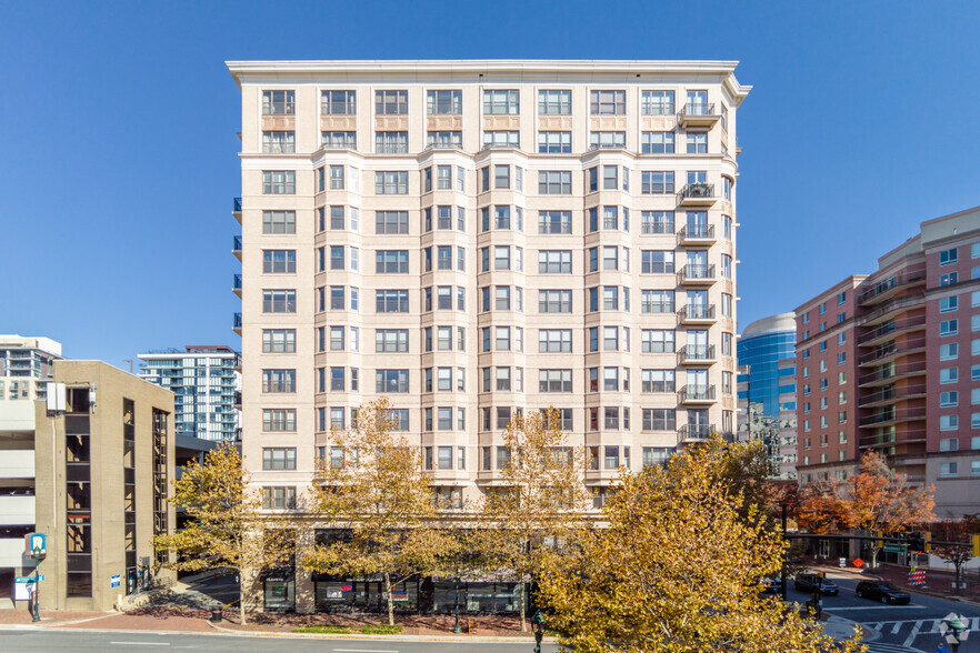 7710 Woodmont Ave, Bethesda, MD for rent - Building Photo - Image 2 of 4