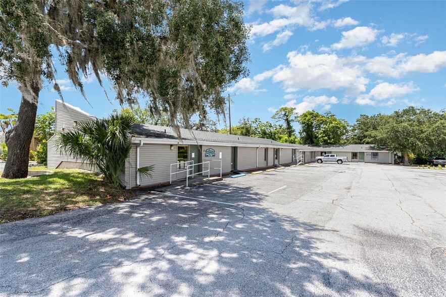 2200 S Bay St, Eustis, FL for sale - Primary Photo - Image 1 of 1