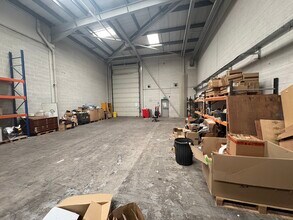 Rounds Green Rd, Oldbury to rent Interior Photo- Image 2 of 3