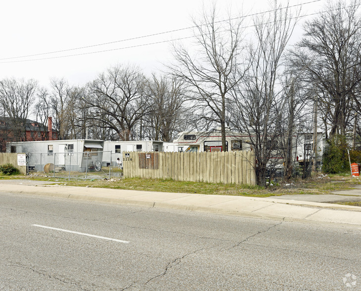 2216 E Broadway St, West Memphis, AR for sale - Building Photo - Image 3 of 5