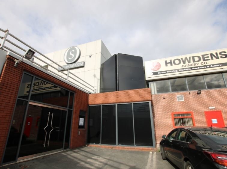 520 Wallisdown Rd, Bournemouth for sale Primary Photo- Image 1 of 1