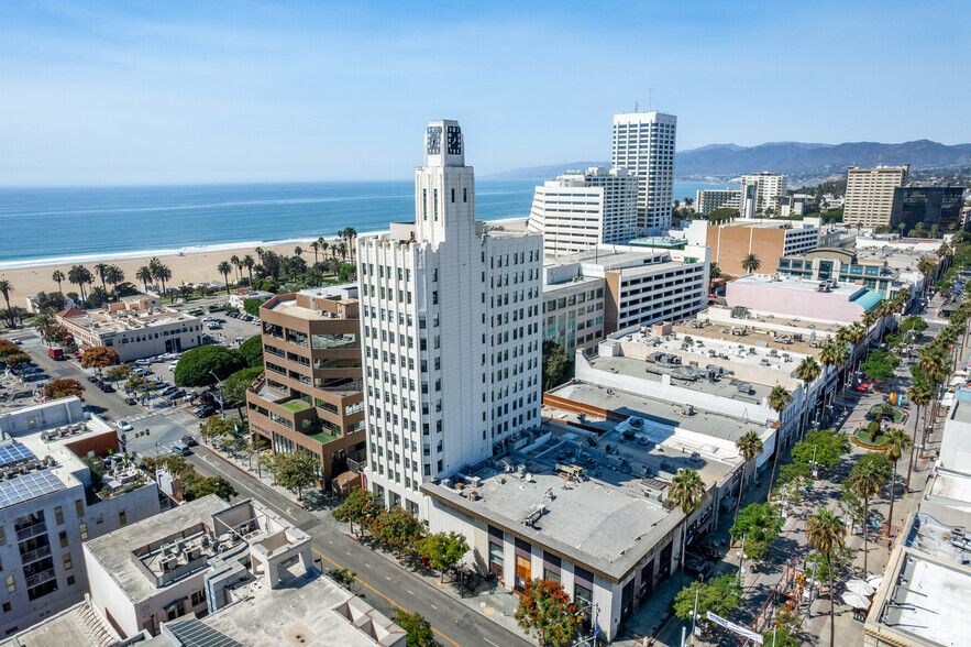 225 Santa Monica Blvd, Santa Monica, CA for rent - Building Photo - Image 1 of 3