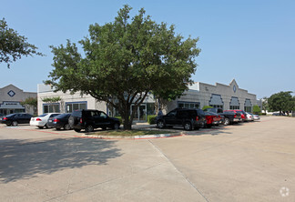 More details for 1421 Champion Dr, Carrollton, TX - Light Industrial for Rent