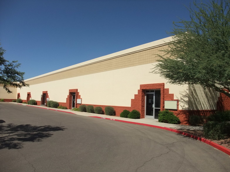 1060 N Eliseo Felix Jr Way, Avondale, AZ for rent - Building Photo - Image 1 of 3