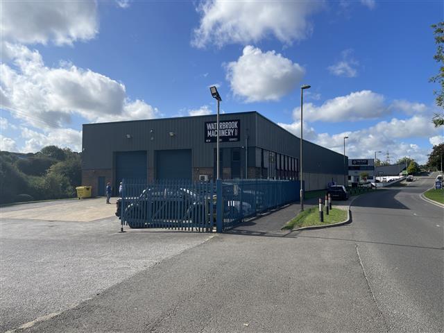 13 Mill Ln, Alton to rent - Building Photo - Image 1 of 5