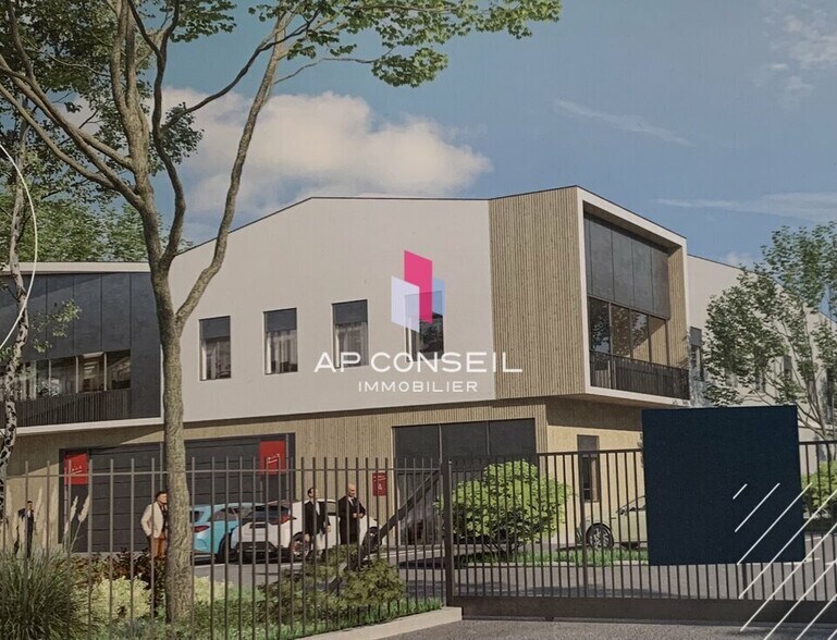 Light Industrial in Plaisir for sale - Building Photo - Image 3 of 4