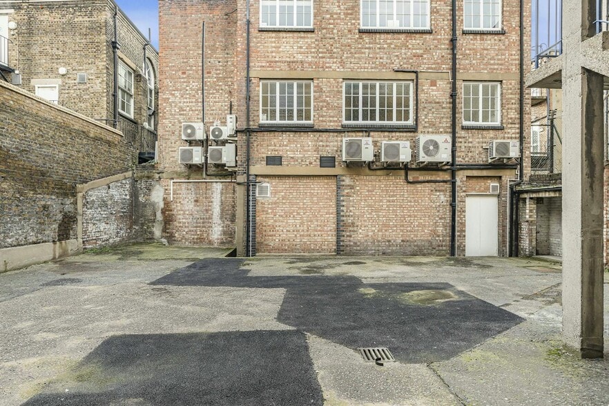 28-29 White Lion St, London for sale - Building Photo - Image 2 of 39