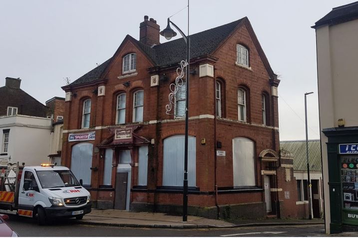5 Queen St, Stoke On Trent for sale - Primary Photo - Image 1 of 4