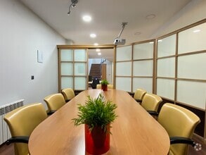 Office in Madrid, Madrid to rent Interior Photo- Image 2 of 18