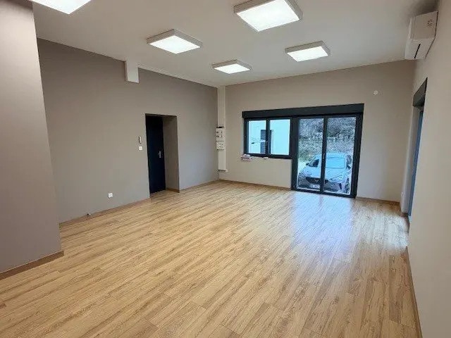 Location Bureaux 32 m² - Photo 1