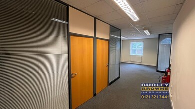 18-19 Albert Rd, Tamworth to rent Interior Photo- Image 2 of 7