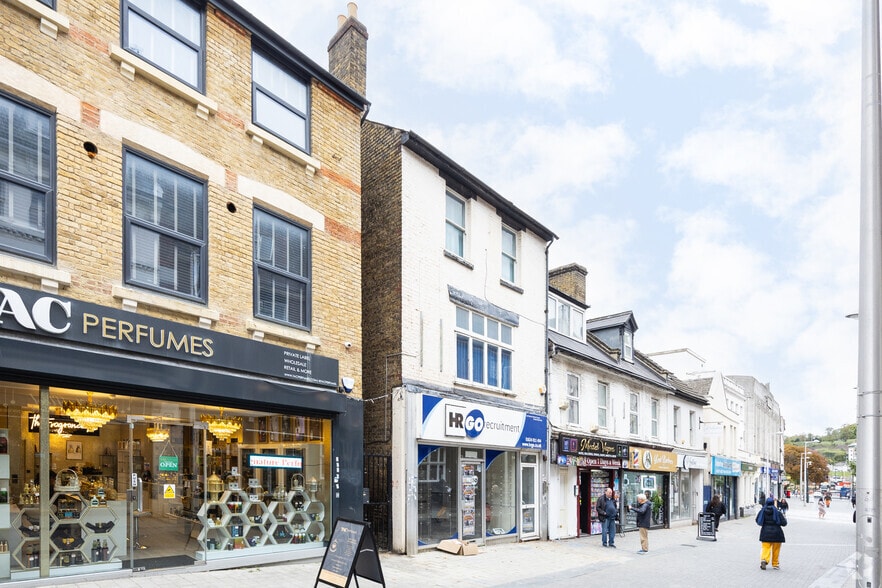 10 Railway St, Chatham for sale - Primary Photo - Image 1 of 1