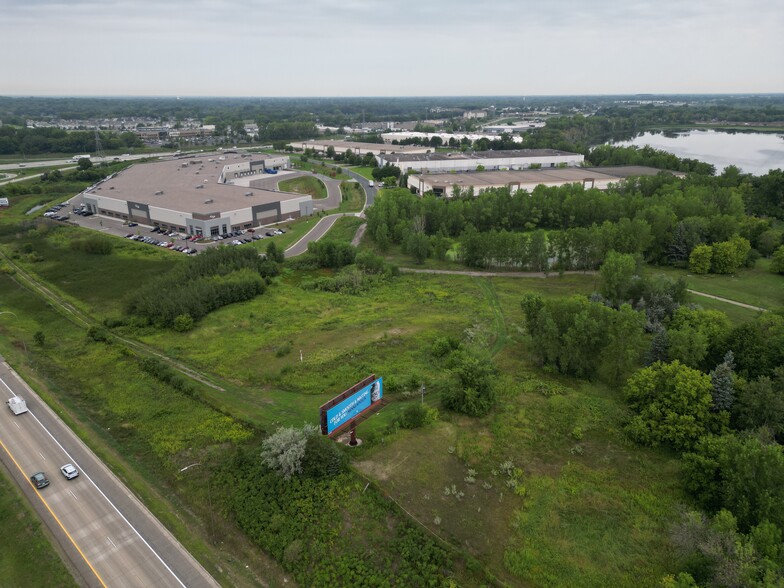 1780 Gateway Blvd, Arden Hills, MN for sale - Aerial - Image 3 of 4