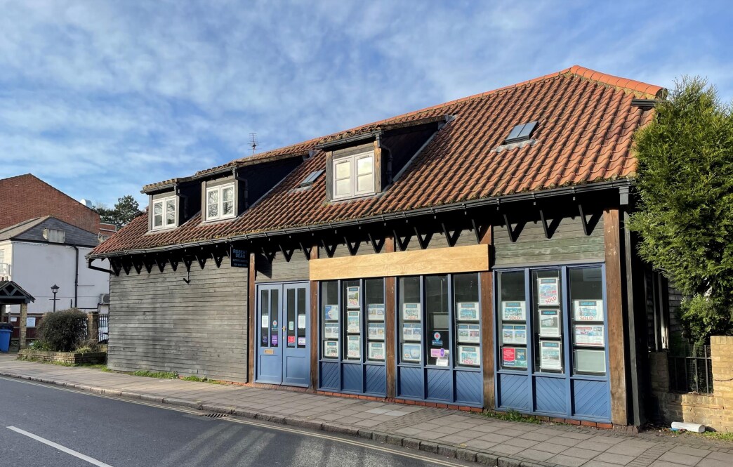 48 High St, Ewell for sale Primary Photo- Image 1 of 1