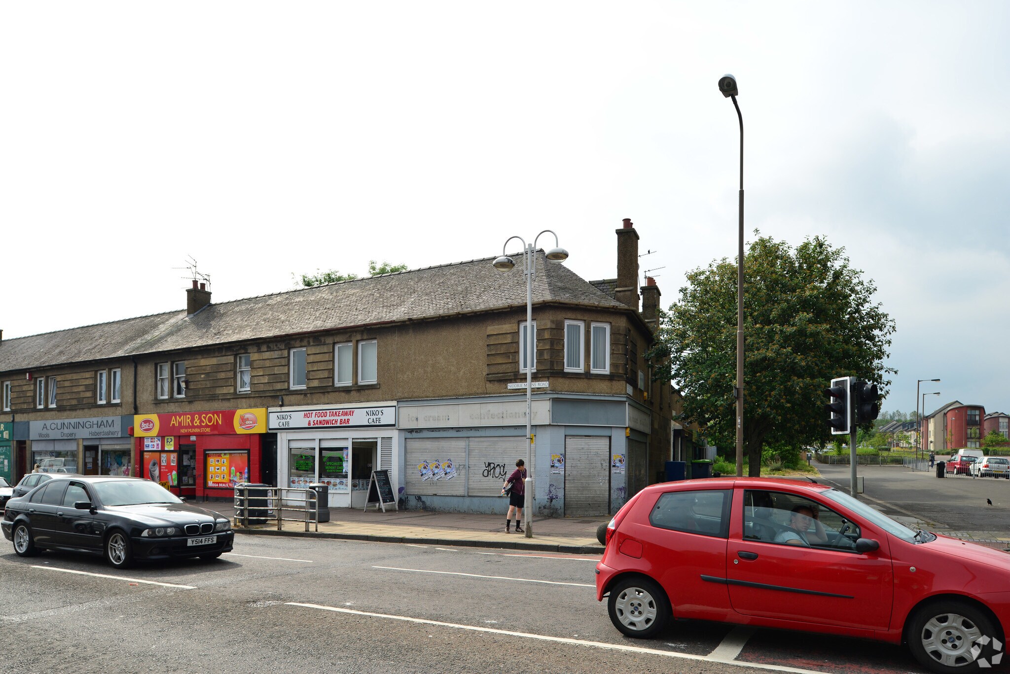 2 Niddrie Mains Rd, Edinburgh for sale Primary Photo- Image 1 of 1