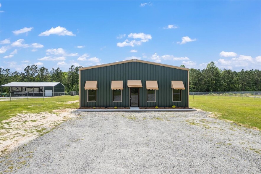 6175 Sundance Rd, Blackshear, GA for sale - Building Photo - Image 1 of 37