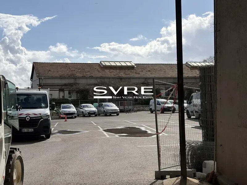 Light Industrial in Marseille to rent Building Photo- Image 1 of 13