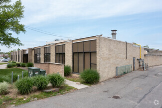 More details for 650 Cantiague Rock Rd, Jericho, NY - Industrial for Rent