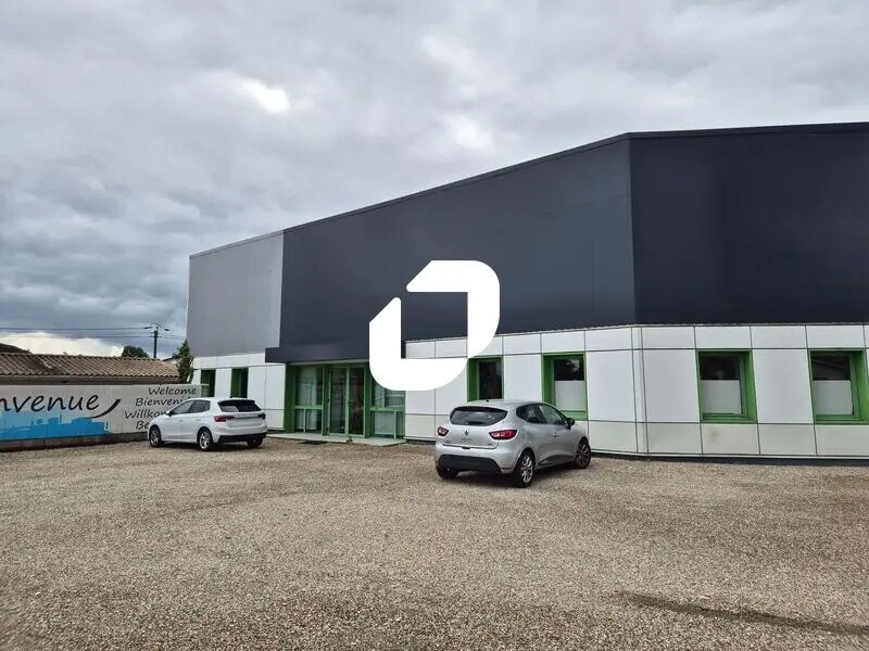 Location Bureaux 300 m² - Photo 1